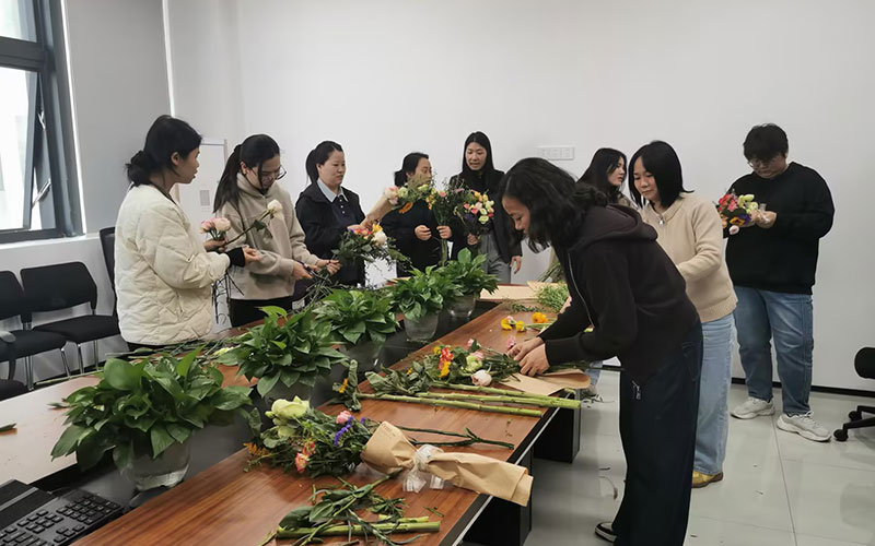 Goddesses create their own special holiday flowers